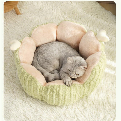 Cactus Cat Beds for Indoor Cute Cactus Fluffy Puppy Bed Squishmall Pet Bed with Removable & Washable Cushion Pillow Cat House Bed Warm Sleeping Bed for Cats Small Dogs - Green - Size 60cm