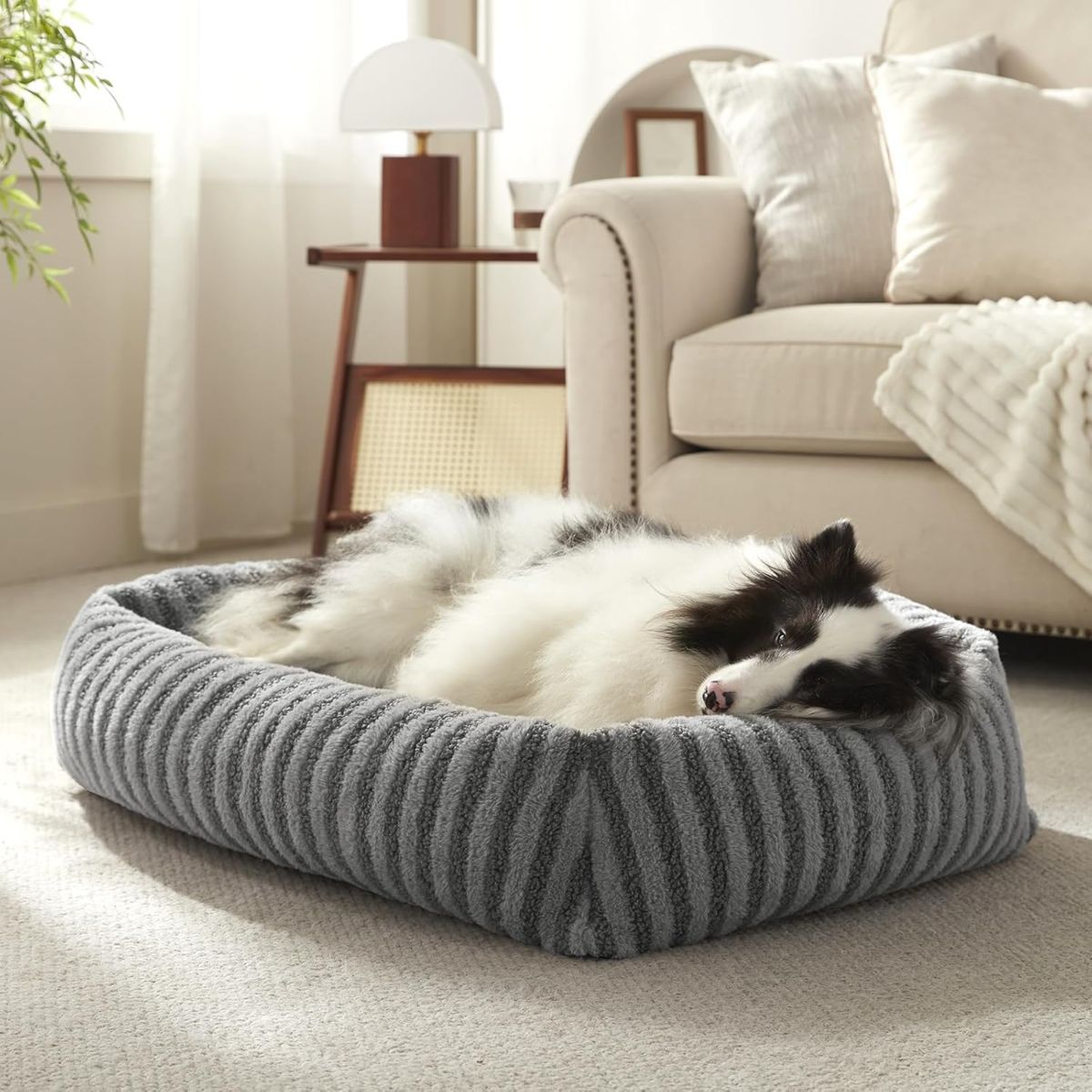 Cosy Dog Bed - Teddy Fabric - Cream